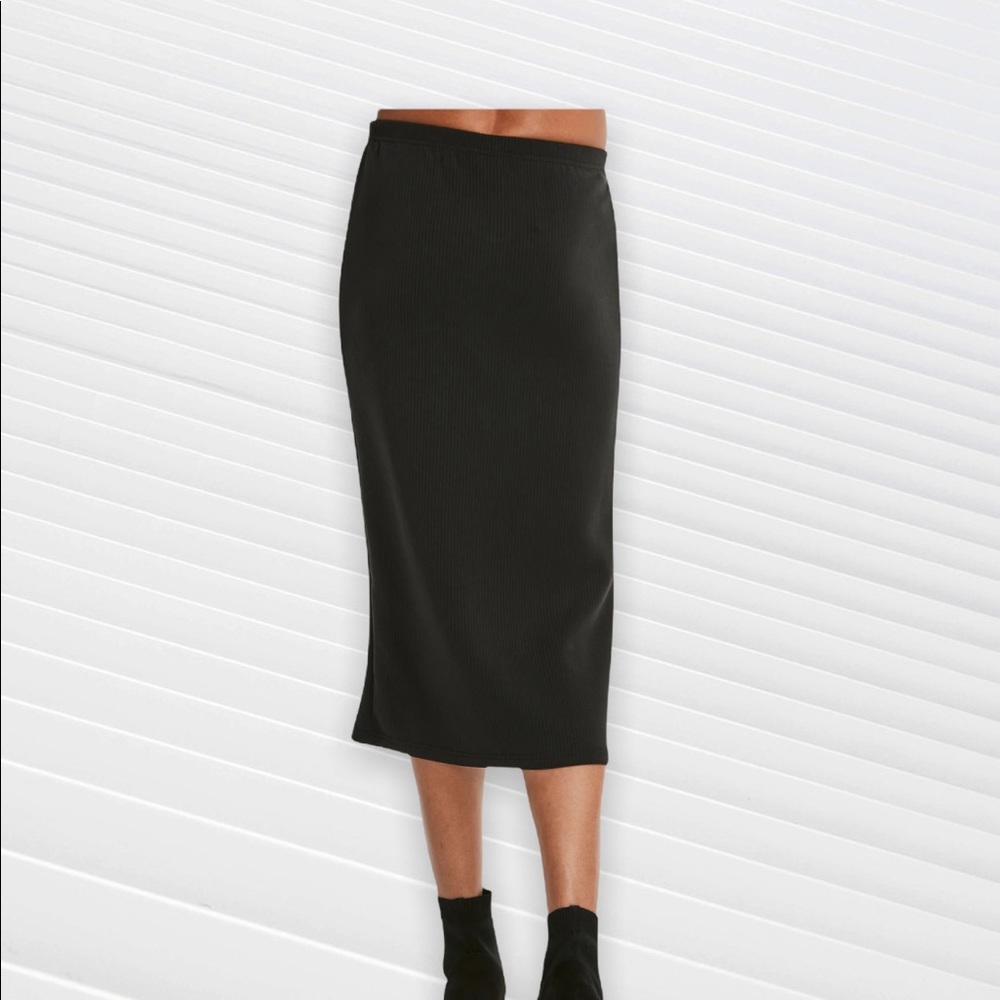 BB Dakota By Steve Madden Easy Living Black Skirt